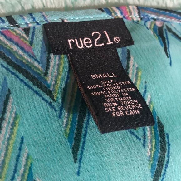 RUE 21 Summer Dress - Picture 4 of 7